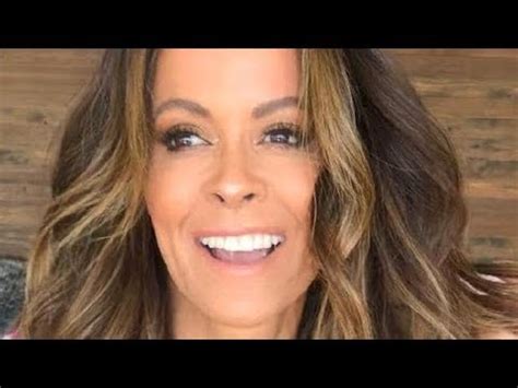 ‘Brave’ former Playboy model Brooke Burke poses naked at 47